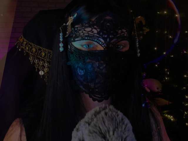 Li-Drago live cam on BongaCams