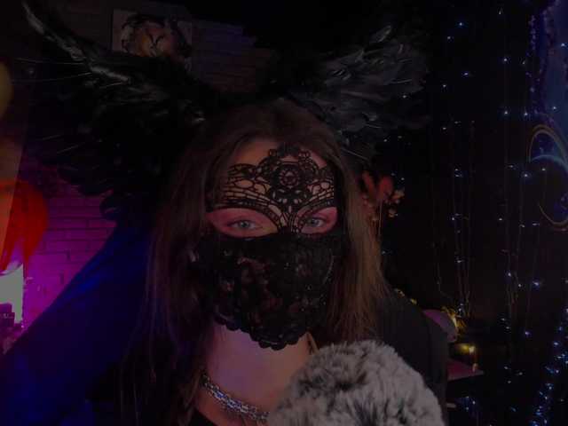 Li-Drago live webcam show