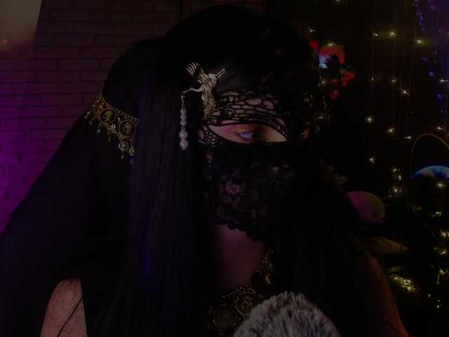Li-Drago live webcam show