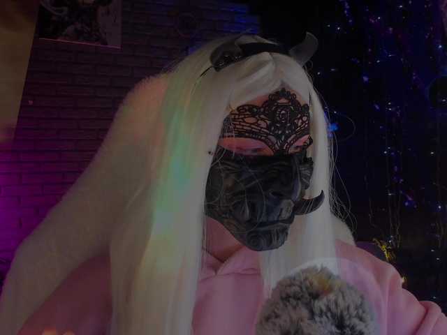 Li-Drago live webcam show