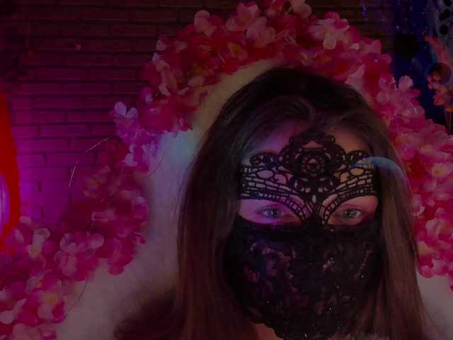 Li-Drago live webcam show