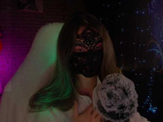 Li-Drago live webcam show