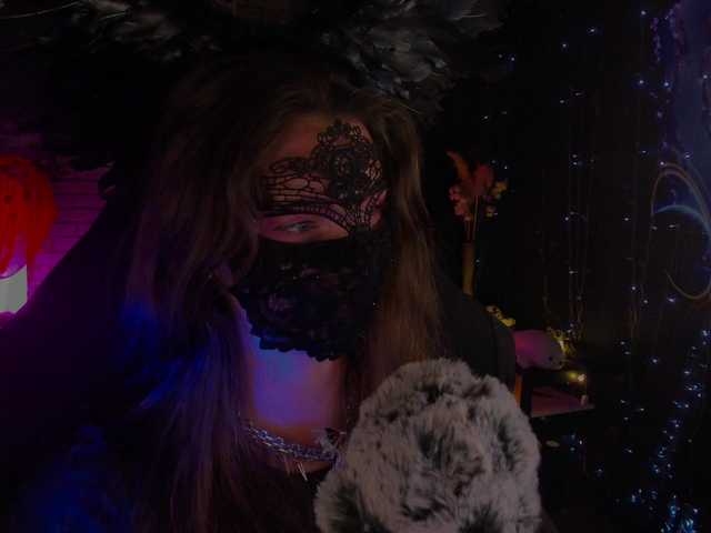 Li-Drago live cam on BongaCams