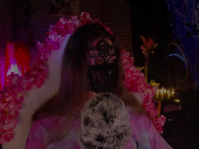 Li-Drago live webcam show