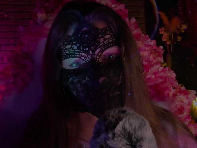 Li-Drago live webcam show