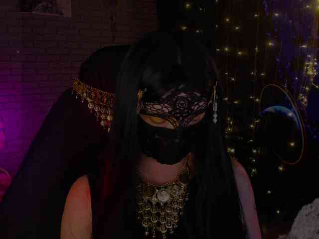 Li-Drago Live Webcam on BongaCams