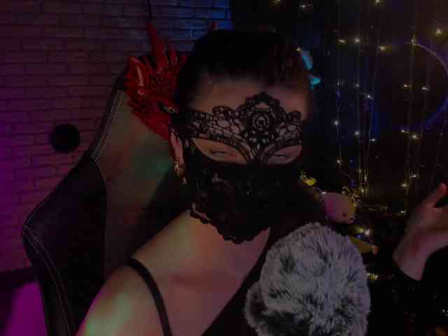 Li-Drago Live Webcam on BongaCams