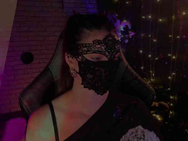 Li-Drago Live Webcam on BongaCams