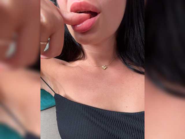 -little--minxxx- live cam on BongaCams