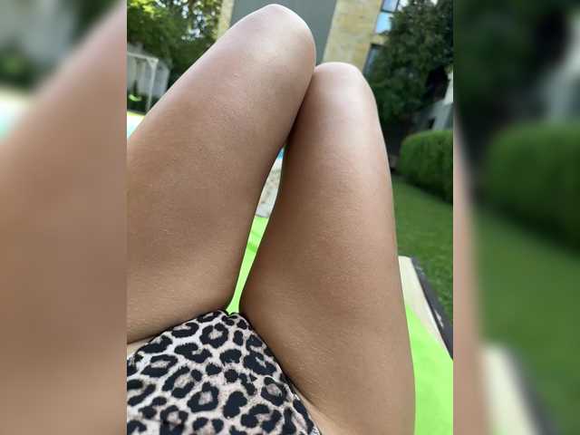 -little--minxxx- live cam on BongaCams