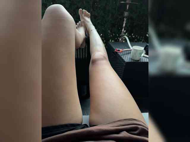 -little--minxxx- webcam