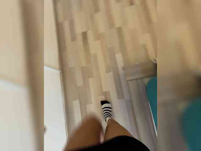 -little--minxxx- webcam