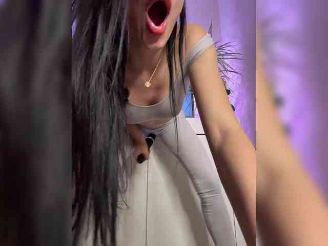 -little--minxxx- webcam