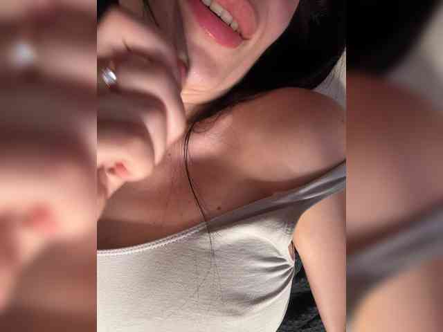 -little--minxxx- Sex Cam Show