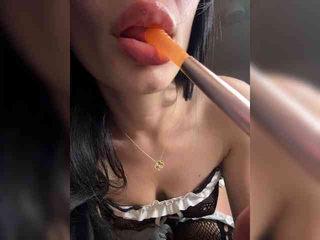 -little--minxxx- webcam