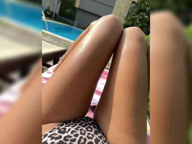 -little--minxxx- webcam