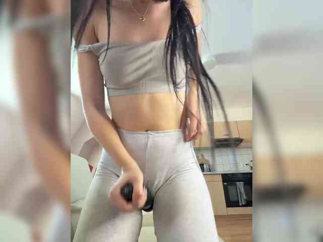 -little--minxxx- webcam