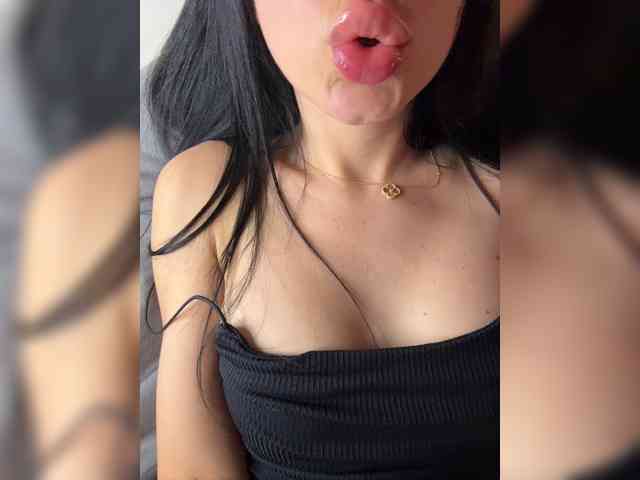 -little--minxxx- webcam