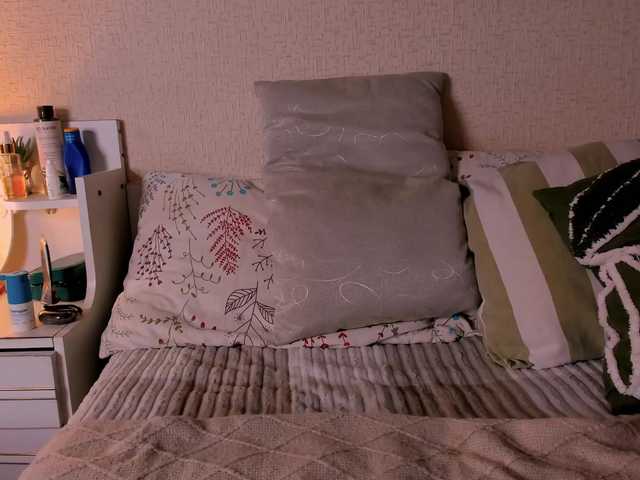 reyniri live cam on BongaCams