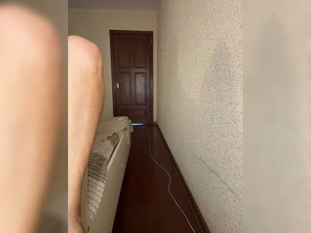 reyniri live cam on BongaCams