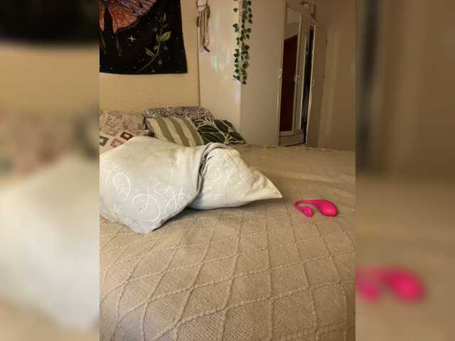 reyniri live cam on BongaCams