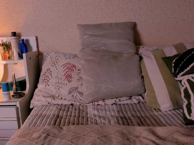 reyniri live cam on BongaCams