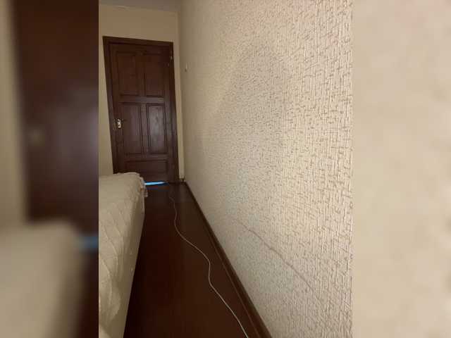 Rainey_ live cam preview