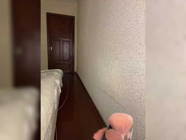 reyniri live cam on BongaCams