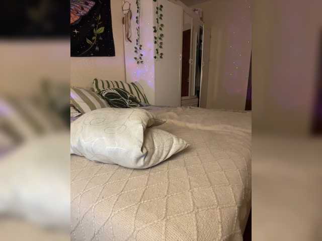 reyniri live cam on BongaCams