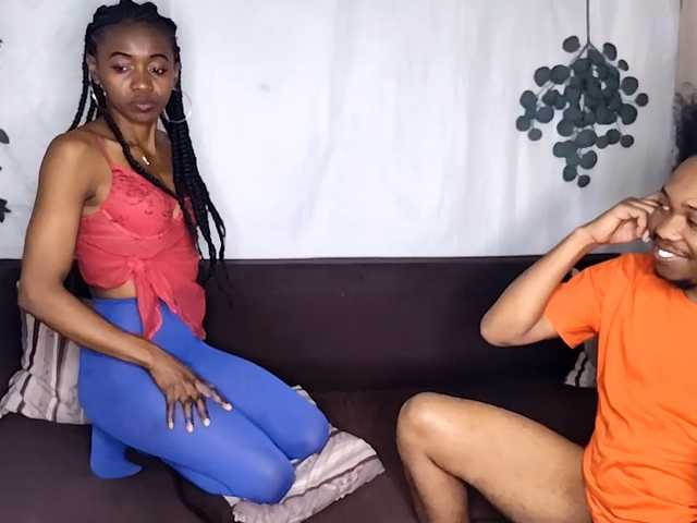 AmelieAndJames0919 live cam on BongaCams