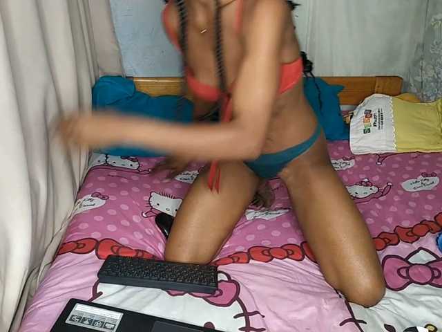 AmelieAndJames0919's BongaCams show and profile