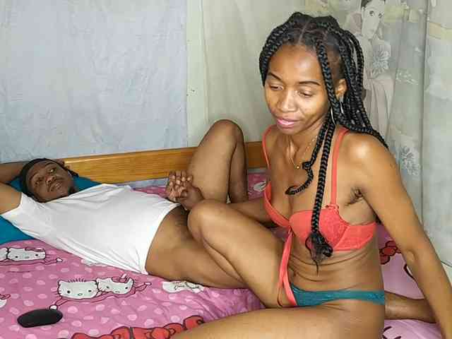 AmelieAndJames0919 webcam