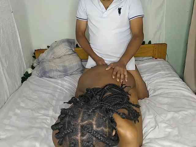 AmelieAndJames0919 webcam