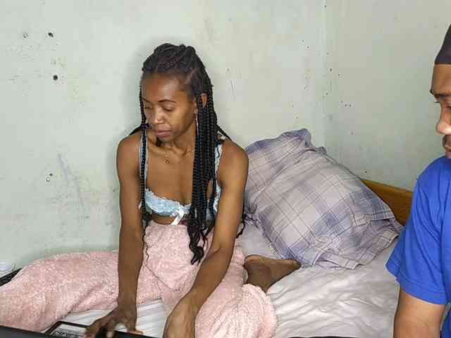 AmelieAndJames0919 webcam