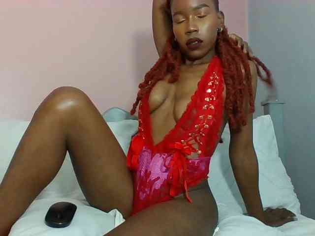 Isisqueen webcam