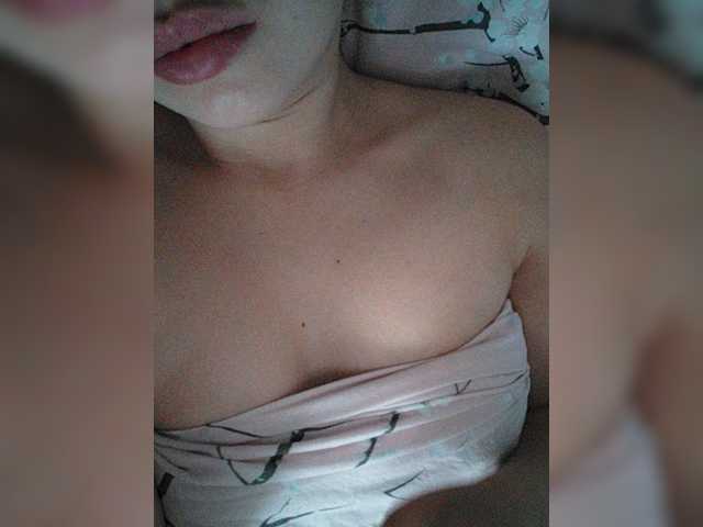 Avocadic22 live cam on BongaCams