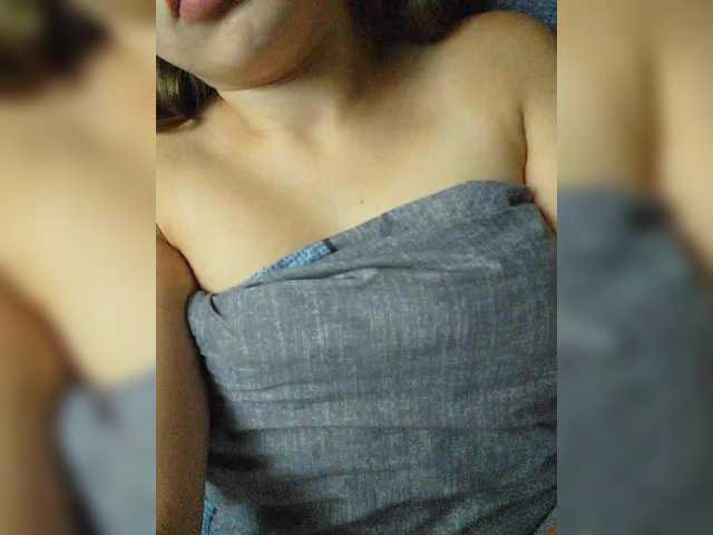 Avocadic22 live cam on BongaCams
