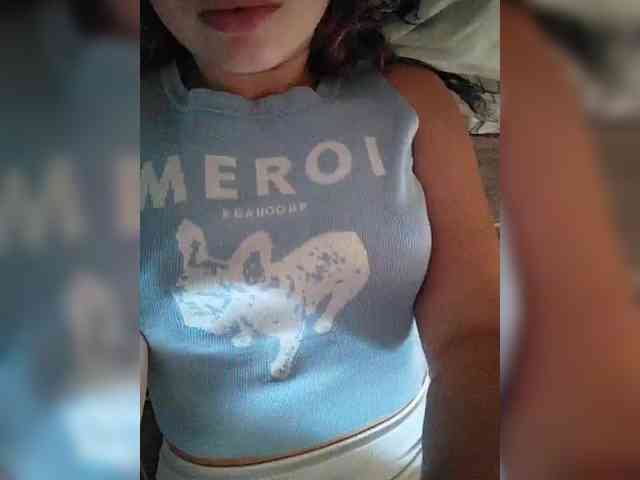 Brown_Eyes webcam