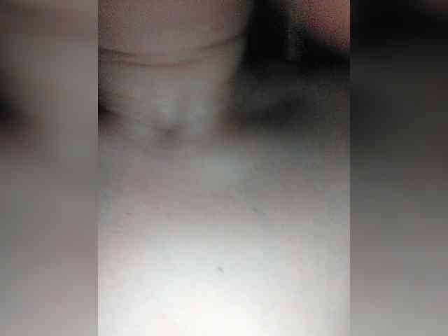 Brown_Eyes webcam