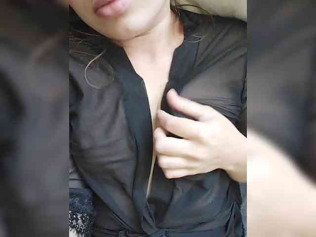 Brown_Eyes webcam