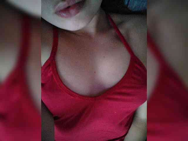 Brown_Eyes webcam