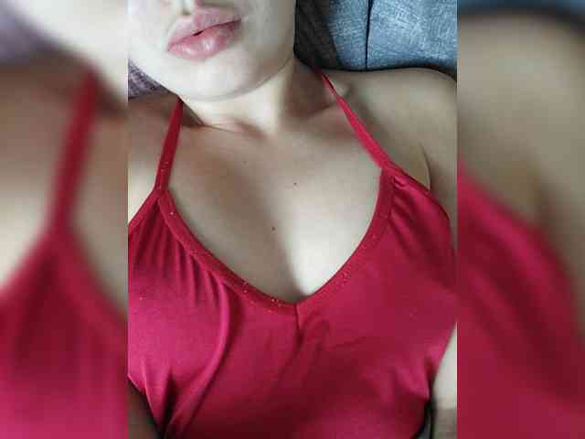 Brown_Eyes webcam