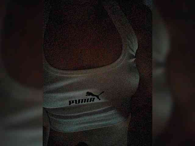 Brown_Eyes webcam