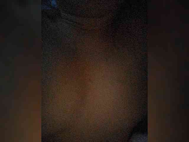 Brown_Eyes webcam