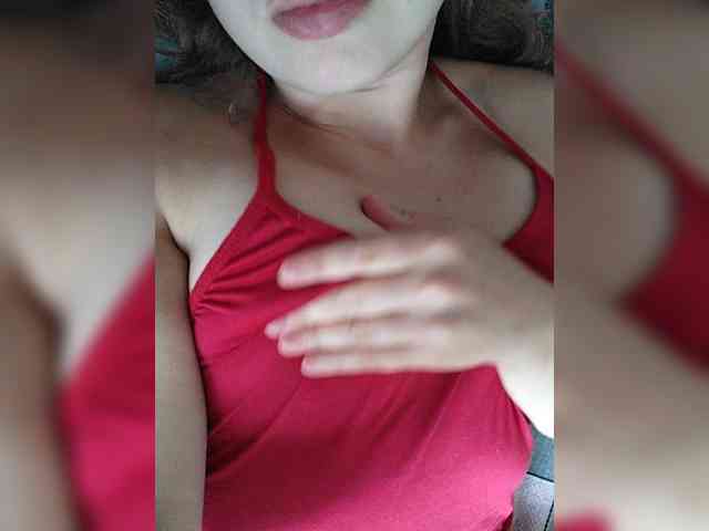 Brown_Eyes webcam