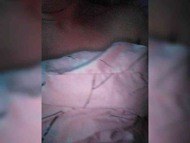 Brown_Eyes webcam