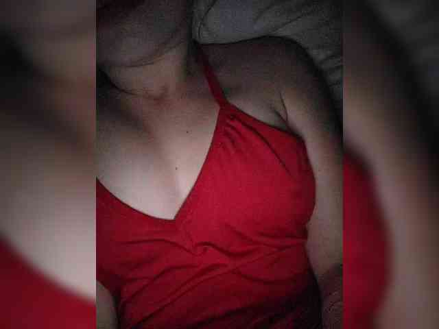 Brown_Eyes webcam