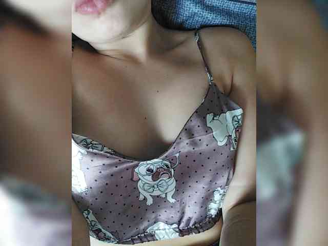 Brown_Eyes webcam