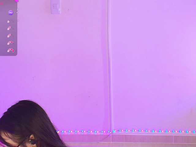 vivi-luv1 live cam on BongaCams