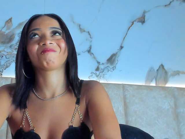 KarolBlanco live cam on BongaCams